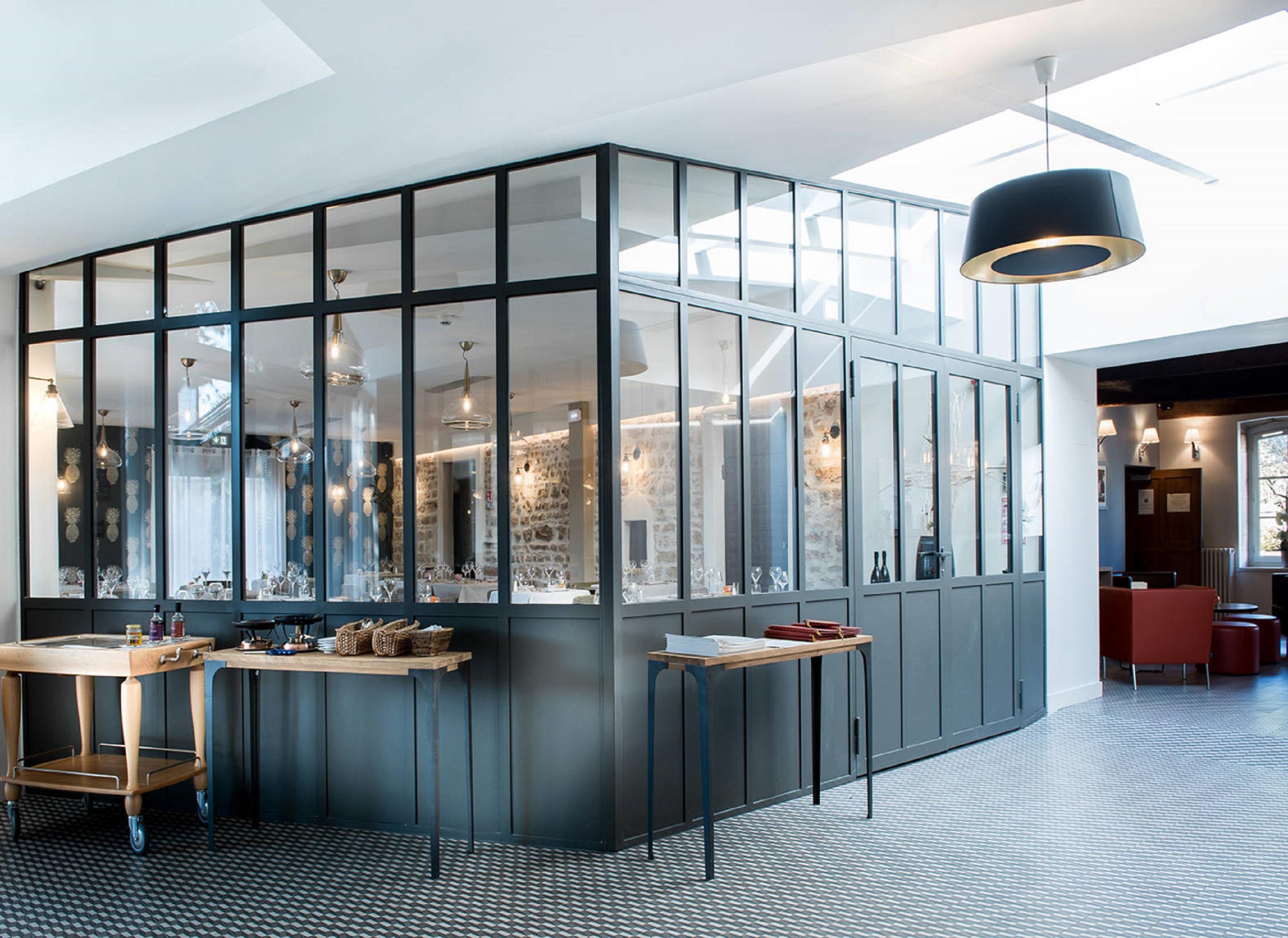 Logis Hotel Tante Yvonne & Son Restaurant Semi-Gastronomique - Lyon Nord Quincieux Eksteriør bilde